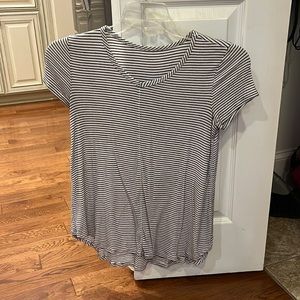 cute flowy shirt